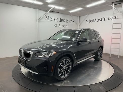 Used 2023 BMW X3 sDrive30i w/ Premium Package image 3