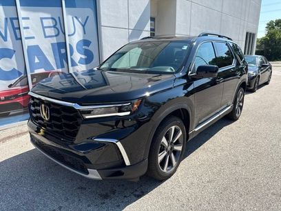 Certified 2025 Honda Pilot Touring