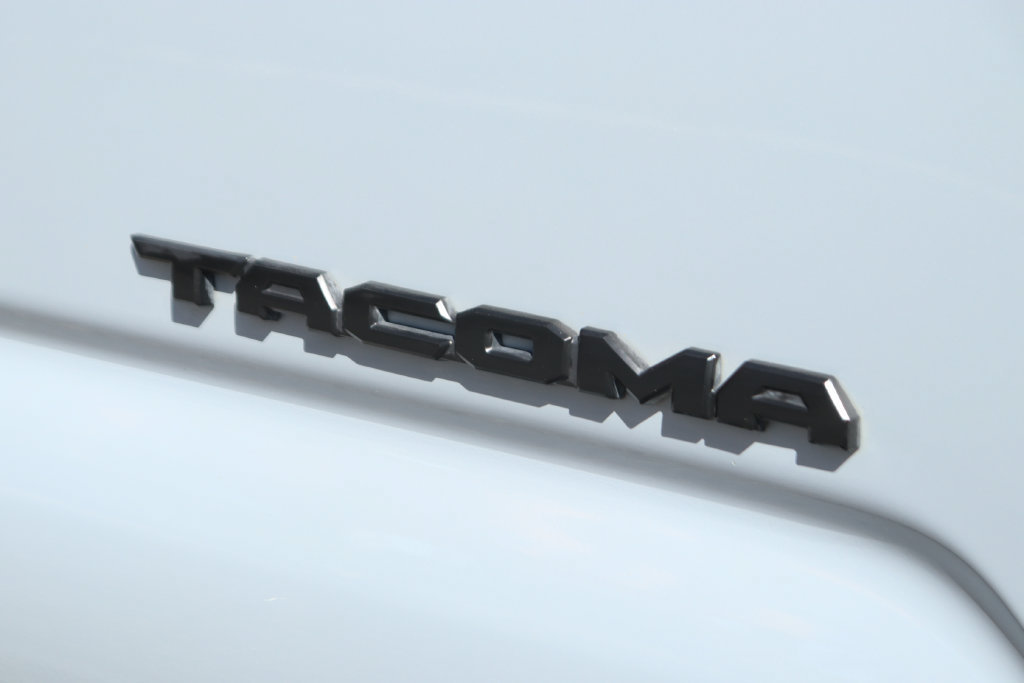 Used 2019 Toyota Tacoma TRD Sport RWD image 45