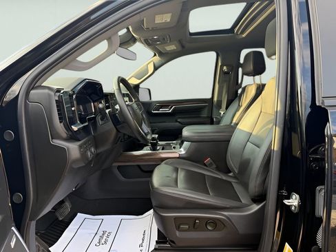 Used 2024 Chevrolet Silverado 1500 RST image 18