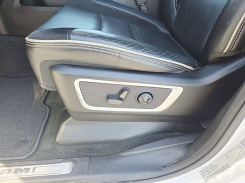 Used 2021 RAM 1500 Laramie w/ Sport Appearance Package AWD/4WD image 41