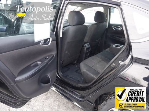 Used 2019 Nissan Sentra SR FWD image 18