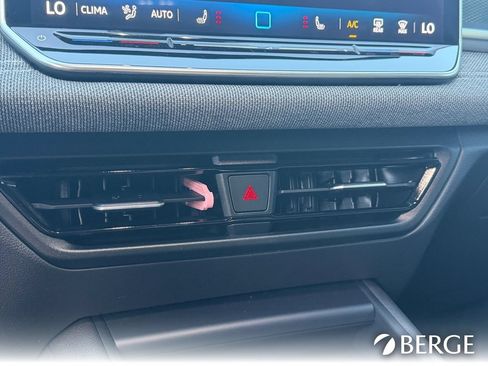 Used 2025 Volkswagen Tiguan S FWD image 23