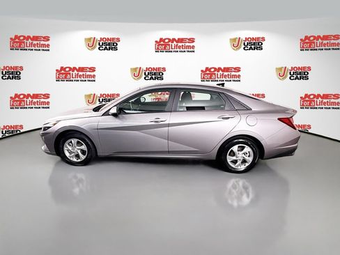 Certified 2023 Hyundai Elantra SE FWD image 13