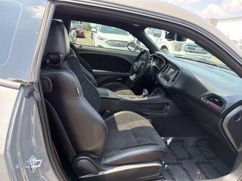 Used 2023 Dodge Challenger SRT Hellcat w/ Driver Convenience Group RWD image 14