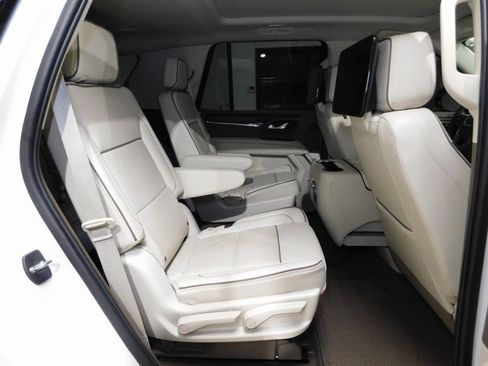 Used 2023 GMC Yukon Denali image 94