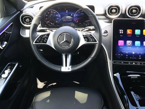 Used 2025 Mercedes-Benz C 300 4MATIC Sedan image 9