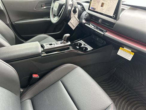 New 2026 Toyota Prius XSE image 15