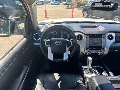 Used 2017 Toyota Tundra Platinum AWD/4WD image 11