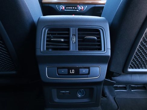 Used 2023 Audi Q5 2.0T Premium Plus image 32