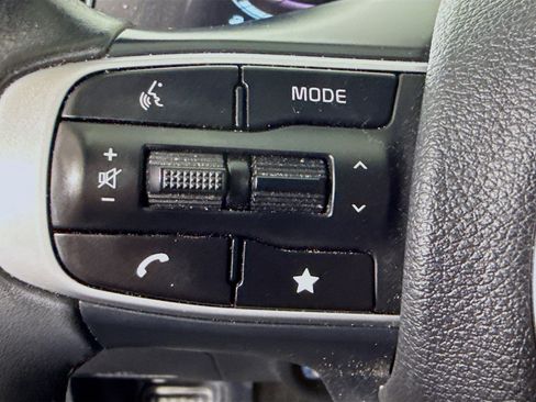 Used 2023 Kia Sportage EX image 14