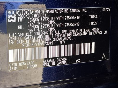 Used 2023 Toyota RAV4 XLE Premium FWD image 30