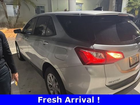 Used 2020 Chevrolet Equinox LS image 5