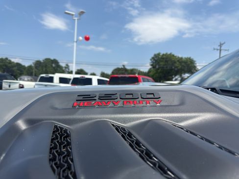 Used 2025 RAM 2500 Laramie w/ Night Edition AWD/4WD image 8
