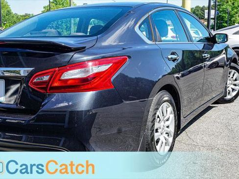 Used 2018 Nissan Altima 2.5 S w/ S Convenience Package image 7