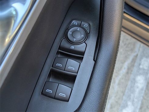 Used 2022 Chevrolet Blazer LT image 12