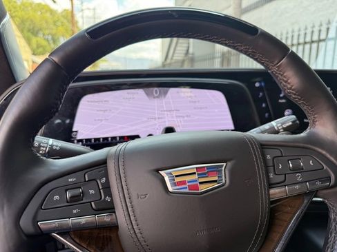 Used 2024 Cadillac Escalade ESV Sport Platinum w/ LPO, ONYX Package image 32