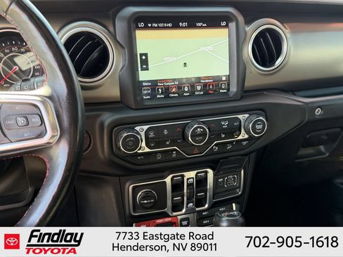 Used 2018 Jeep Wrangler Unlimited Rubicon w/ Dual Top Group AWD/4WD image 27