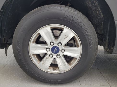 Used 2015 Ford F150 XLT w/ Trailer Tow Package RWD image 31