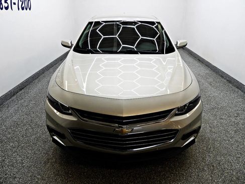 Used 2016 Chevrolet Malibu Hybrid w/ Leather Package image 2