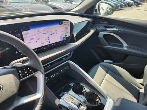 New 2025 Audi Q5 Premium Plus image 12