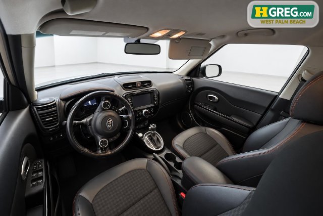 Used 2018 Kia Soul ! FWD image 14