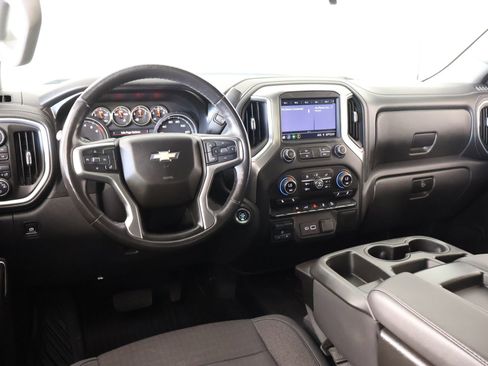 Used 2020 Chevrolet Silverado 1500 LT w/ Texas Edition image 2