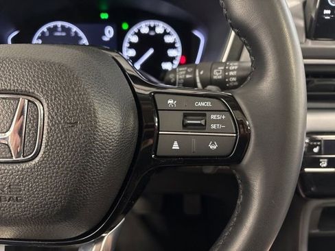 Certified 2023 Honda Pilot Touring image 29