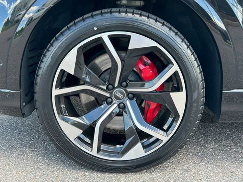 Used 2023 Audi SQ8 Prestige AWD/4WD image 39