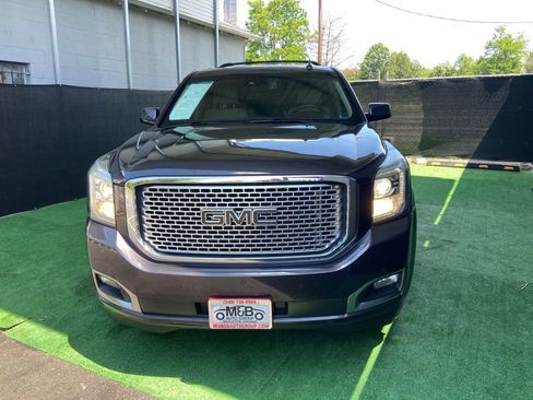 Used 2016 GMC Yukon XL Denali w/ Open Road Package AWD/4WD image 10