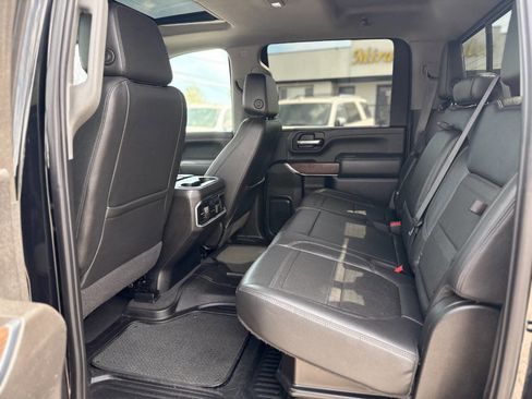 Used 2021 GMC Sierra 2500 Denali w/ Denali Ultimate Package image 21