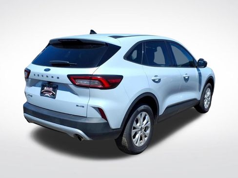 Used 2025 Ford Escape Active AWD/4WD image 5