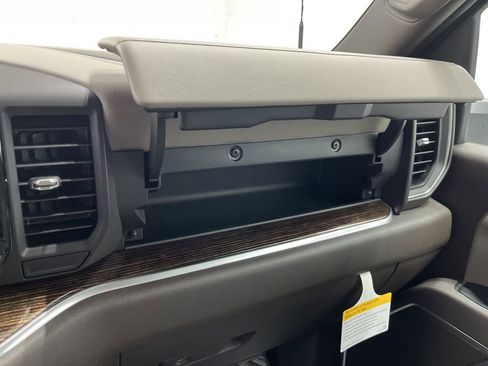 New 2026 GMC Sierra 2500 SLE image 22