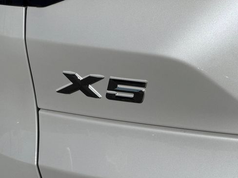 New 2026 BMW X5 xDrive50e image 20