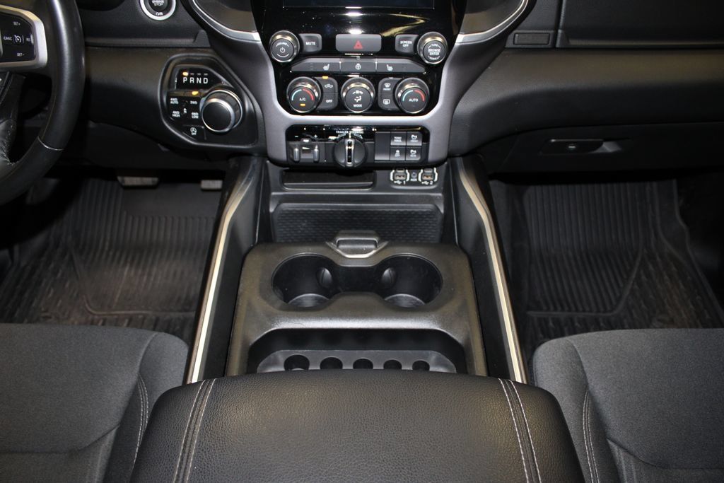 Used 2022 RAM 1500 Big Horn AWD/4WD image 25