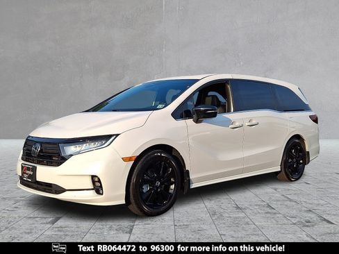 Used 2024 Honda Odyssey Sport image 1