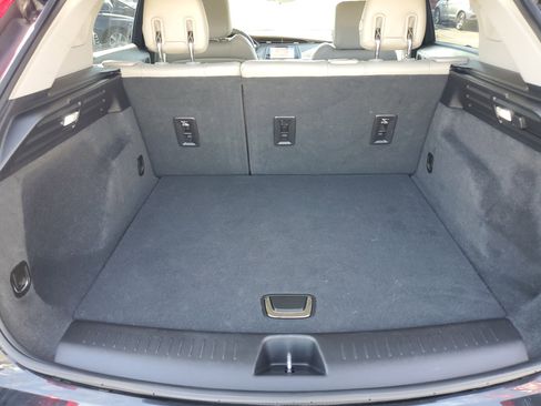 Used 2019 Cadillac XT4 Luxury image 39