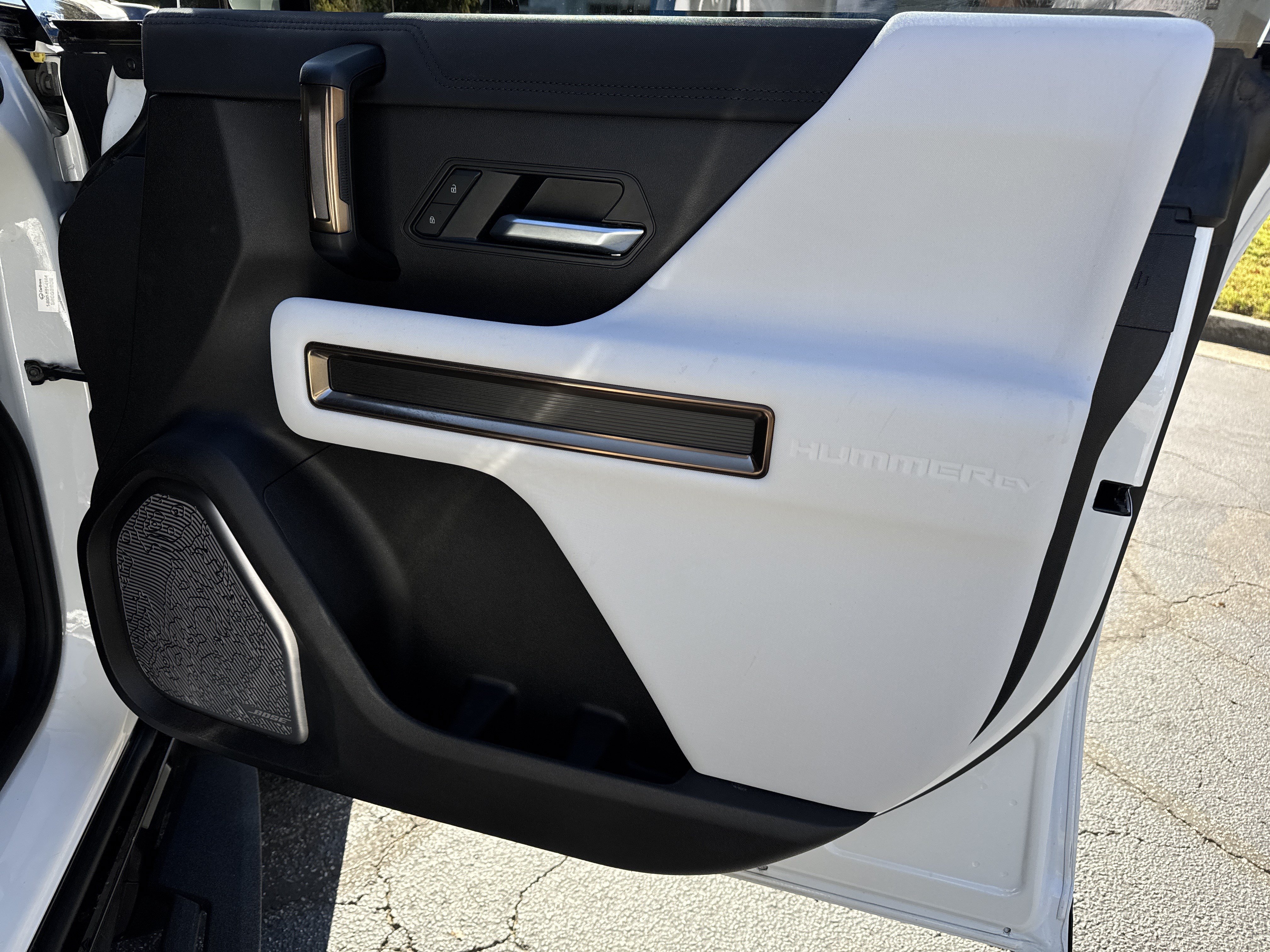 Used 2025 GMC Hummer EV 3X w/ LPO, Sport Package AWD/4WD image 13