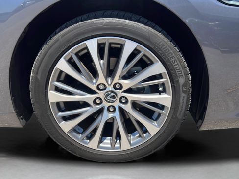 Used 2020 Lexus ES 350 w/ Premium Package FWD image 22