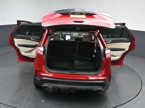 Certified 2022 Ford Edge Titanium w/ Class II Trailer Tow Package image 53