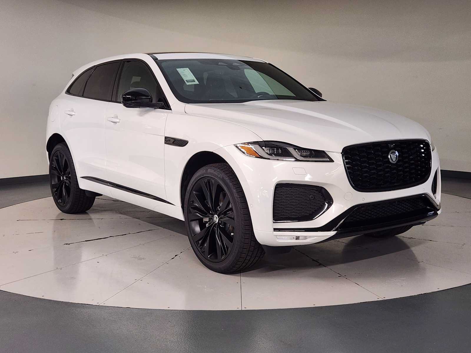 New 2026 Jaguar F-PACE R-Dynamic S AWD/4WD image 7