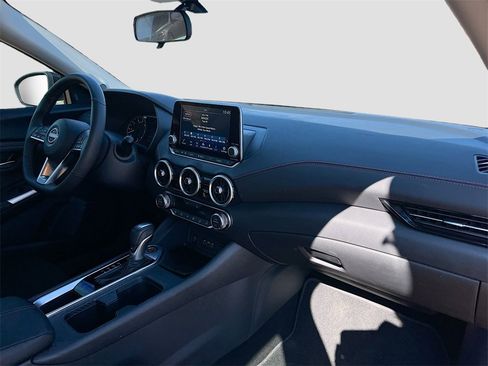 Used 2024 Nissan Sentra SR image 27