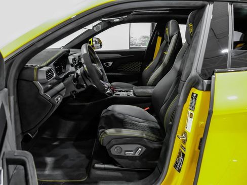 Used 2024 Lamborghini Urus Performante image 6