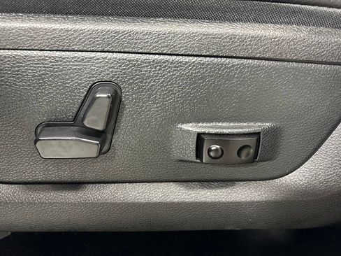 Used 2018 RAM 1500 Sport AWD/4WD image 28