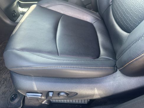 Used 2025 Toyota Sienna XLE Woodland Edition AWD/4WD image 6