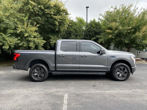 Used 2025 Ford F150 Lightning Flash AWD/4WD image 10