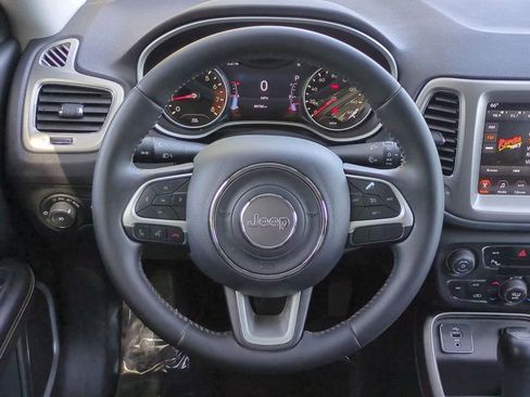 Used 2017 Jeep Compass Latitude w/ Popular Equipment Group image 23