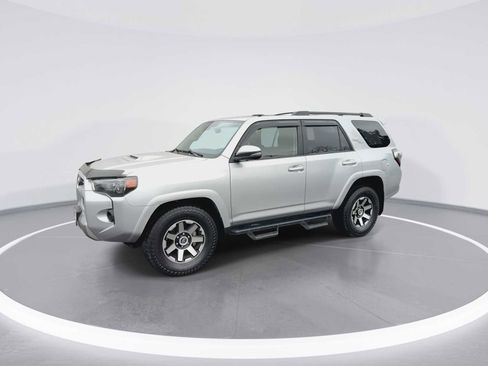 Certified 2022 Toyota 4Runner TRD Off-Road Premium image 4