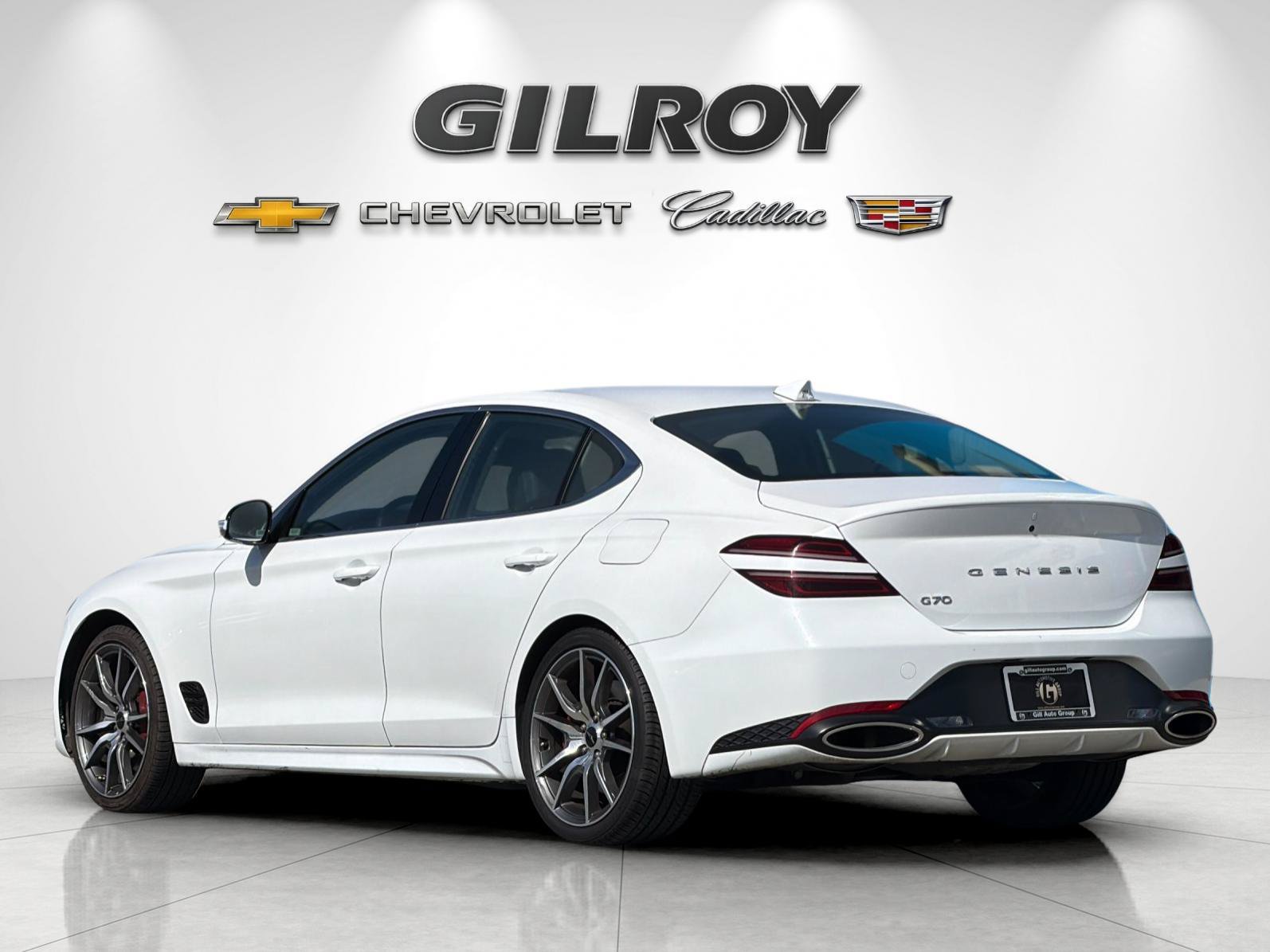 Used 2025 Genesis G70 2.5T RWD image 5
