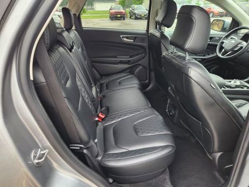 Used 2024 Ford Edge Titanium AWD/4WD image 17